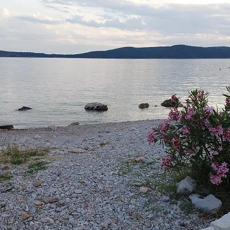 Lägenhet Pinea Sol Brodarica (Sibenik-Knin)