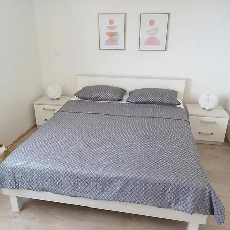 Pinea Sol Apartment Brodarica (Sibenik-Knin)