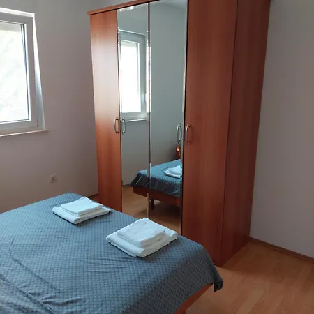 Apartment Pinea Sol *