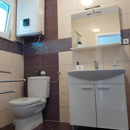 Apartman Pinea Sol *