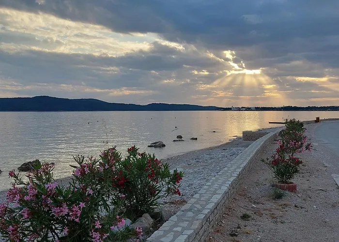 Appartement Pinea Sol Brodarica (Sibenik-Knin)